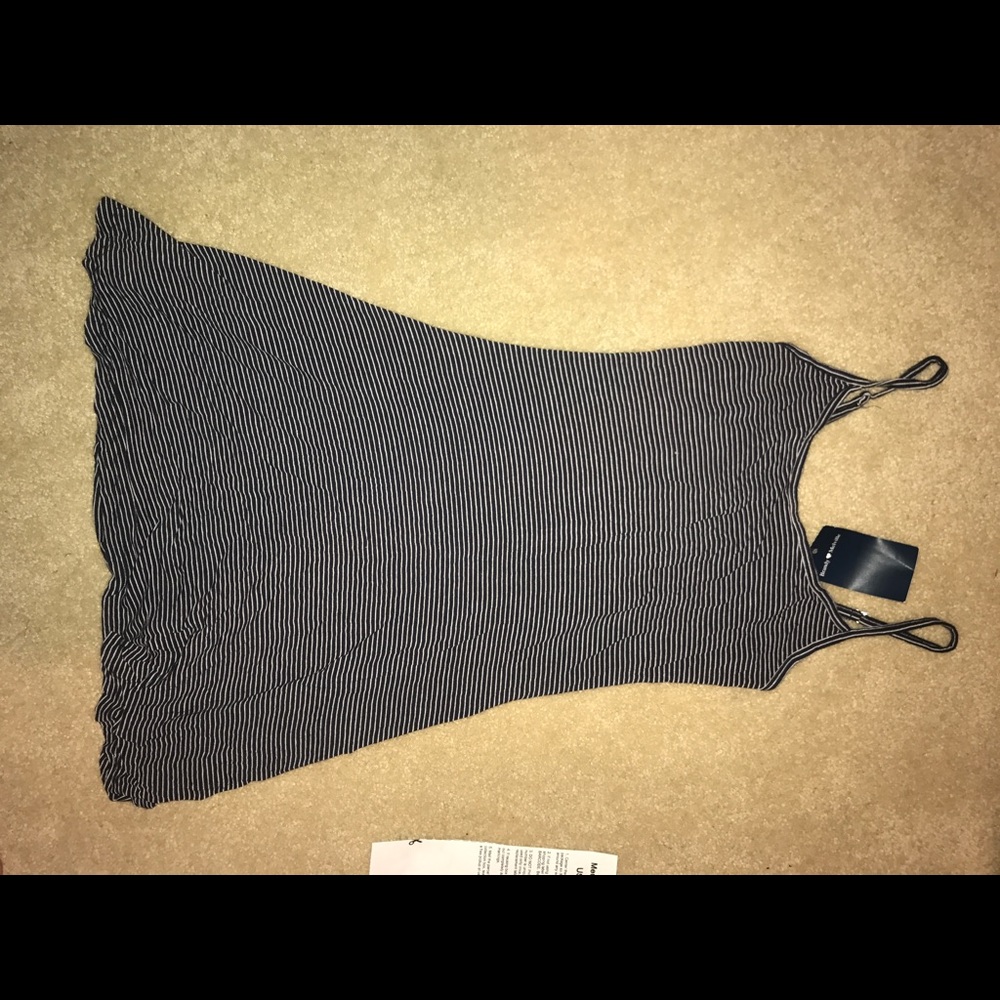 Brandy Melville cute strip dress